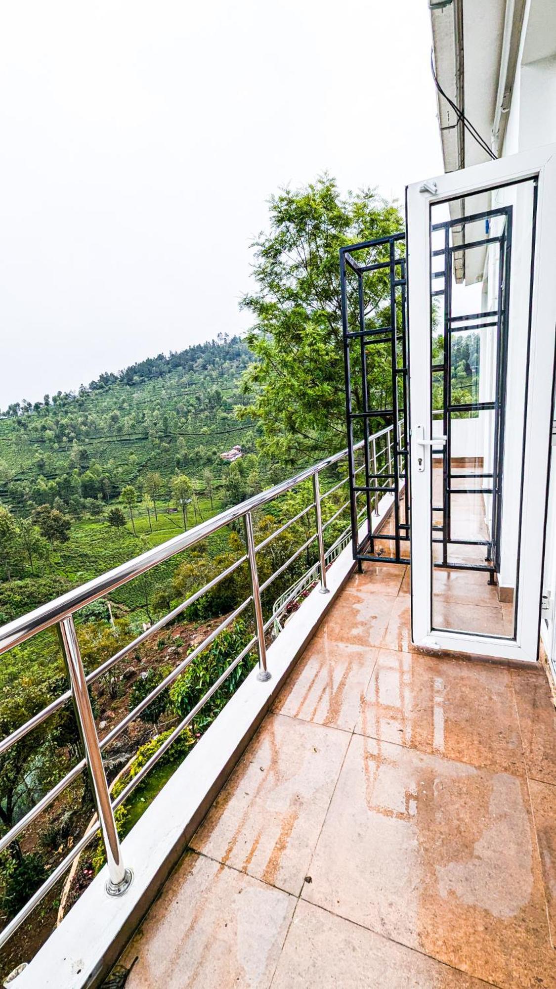 Valley View Inn, Kotagiri Exterior foto